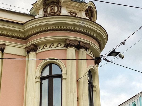 За ручку по Нижнему Новгороду: аудиоэкскурсия по кремлю и Рождественской улице - фото 2