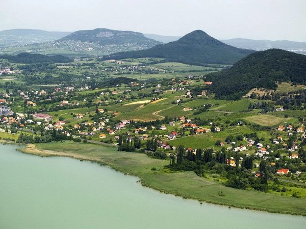 Курорты Балатона и замок вечной любви в Секешфехерваре - фото 2