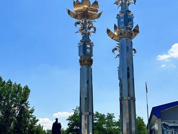 Столица калмыцких степей и Золотая обитель Будды Шакьямуни - фото 4