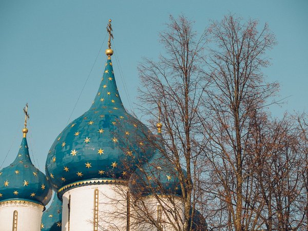 По Суздалю на автомобиле!