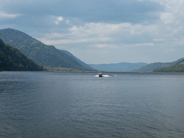 Водное путешествие из Чемала к «золотому бассейну» Алтая - фото 2