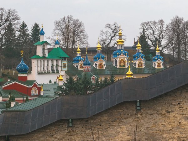 Старый Изборск и Псково-Печерский монастырь: путешествие к истокам Руси - фото 2