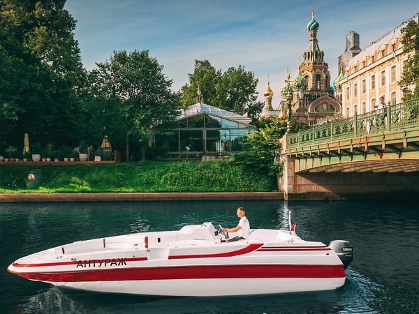 Прогулка на частном катере по Петербургу - фото 2
