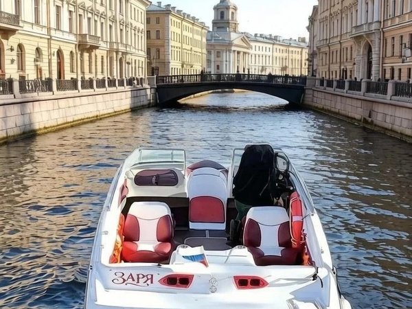 По рекам и каналам Петербурга — на катере - фото 4