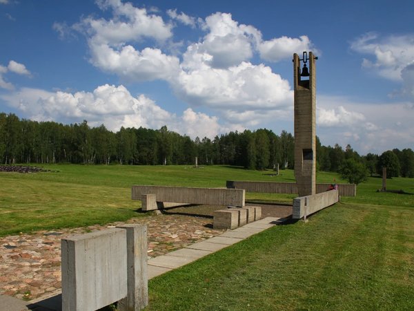 Трансфер из Минска в Хатынь - фото 1