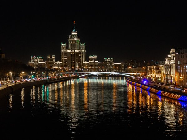Круиз с живой музыкой и видом на Кремль на люкс-теплоходе - фото 3