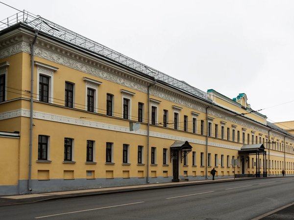 Литературно-гастрономическая прогулка по улице Варварской в Нижнем Новгороде