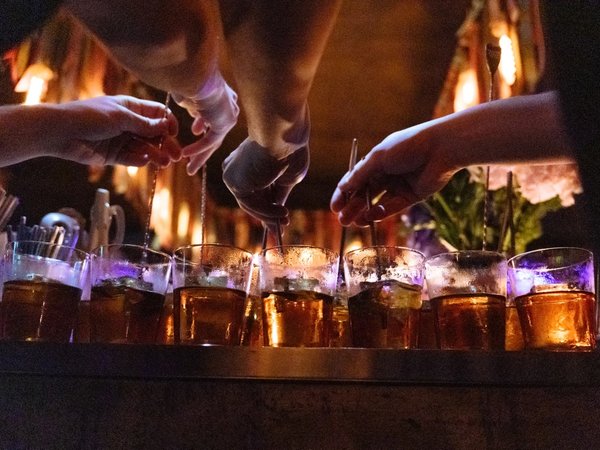 Декаданс и ренессанс: лекция-променад по необычным барам Петербурга (18+) - фото 4