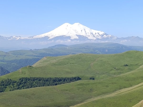 Плато динозавров, ущелье Хасаут и древний аул-призрак — из Кисловодска - фото 4