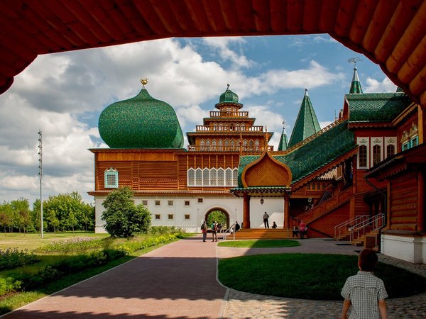 Игровая экскурсия в Коломенском дворце