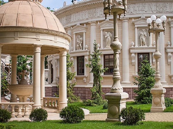 Старый парк Кабардинки: экскурсия из Геленджика - фото 1