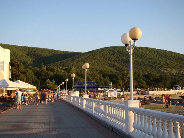 Старый парк Кабардинки: экскурсия из Геленджика - фото 4