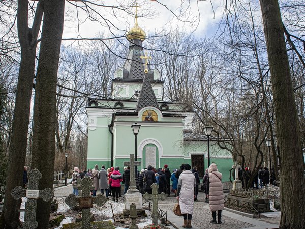 К Ксении Петербургской без очередей: о почитаемой святой и не только - фото 2