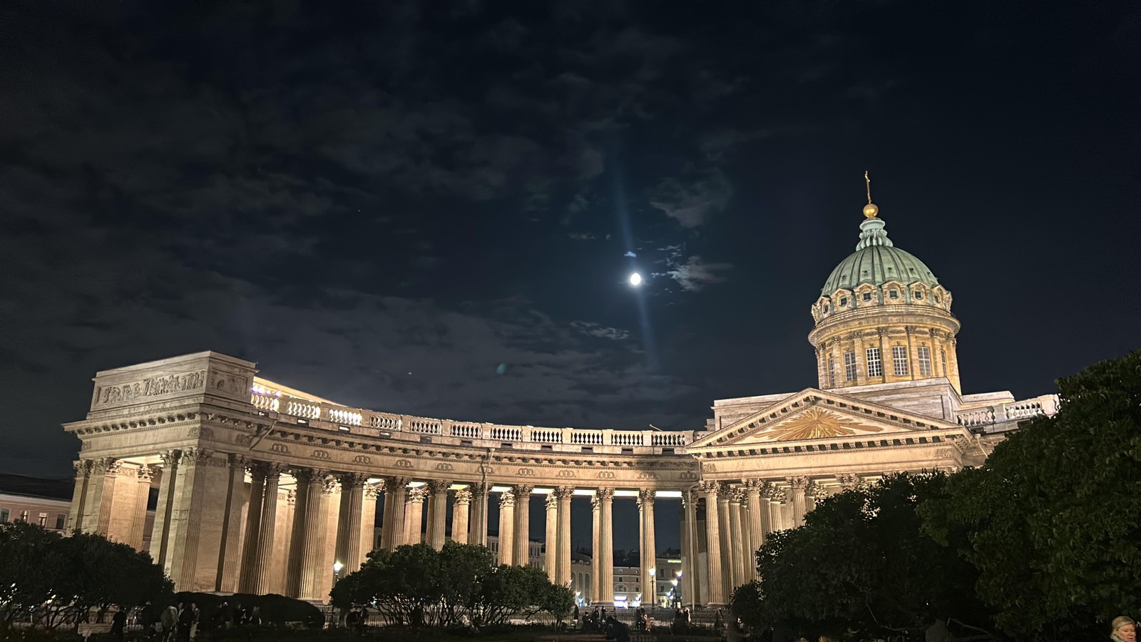 Мистика и легенды Санкт- Петербурга