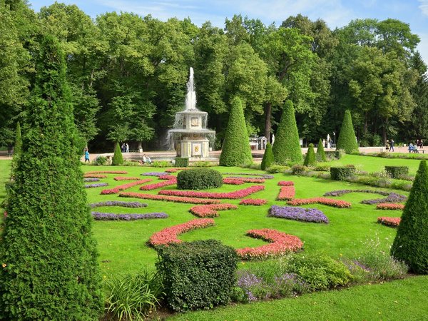 К фонтанам Петергофа в группе - фото 2