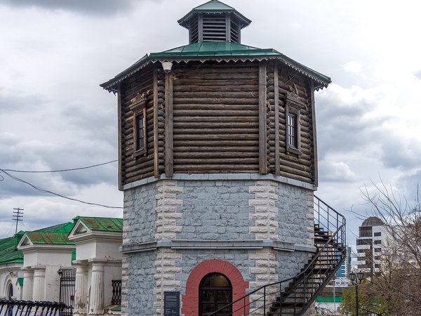 Город малахитовых крыш: экскурсия по центру Екатеринбурга - фото 4
