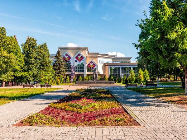 Чебоксары от земли до неба: пешеходная экскурсия + поездка на колесе обозрения - фото 4