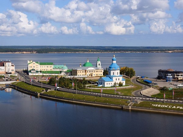 Чебоксары от земли до неба: пешеходная экскурсия + поездка на колесе обозрения - фото 1