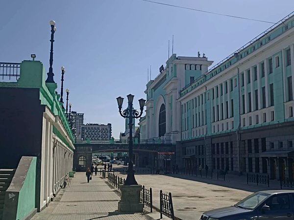 Прогулка по Новосибирску — от шумного перрона к тихому центру - фото 1