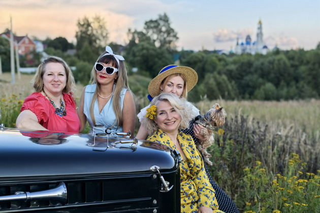 Фото - экскурсия: Фотосессия на кабриолете с видами Сергиева
