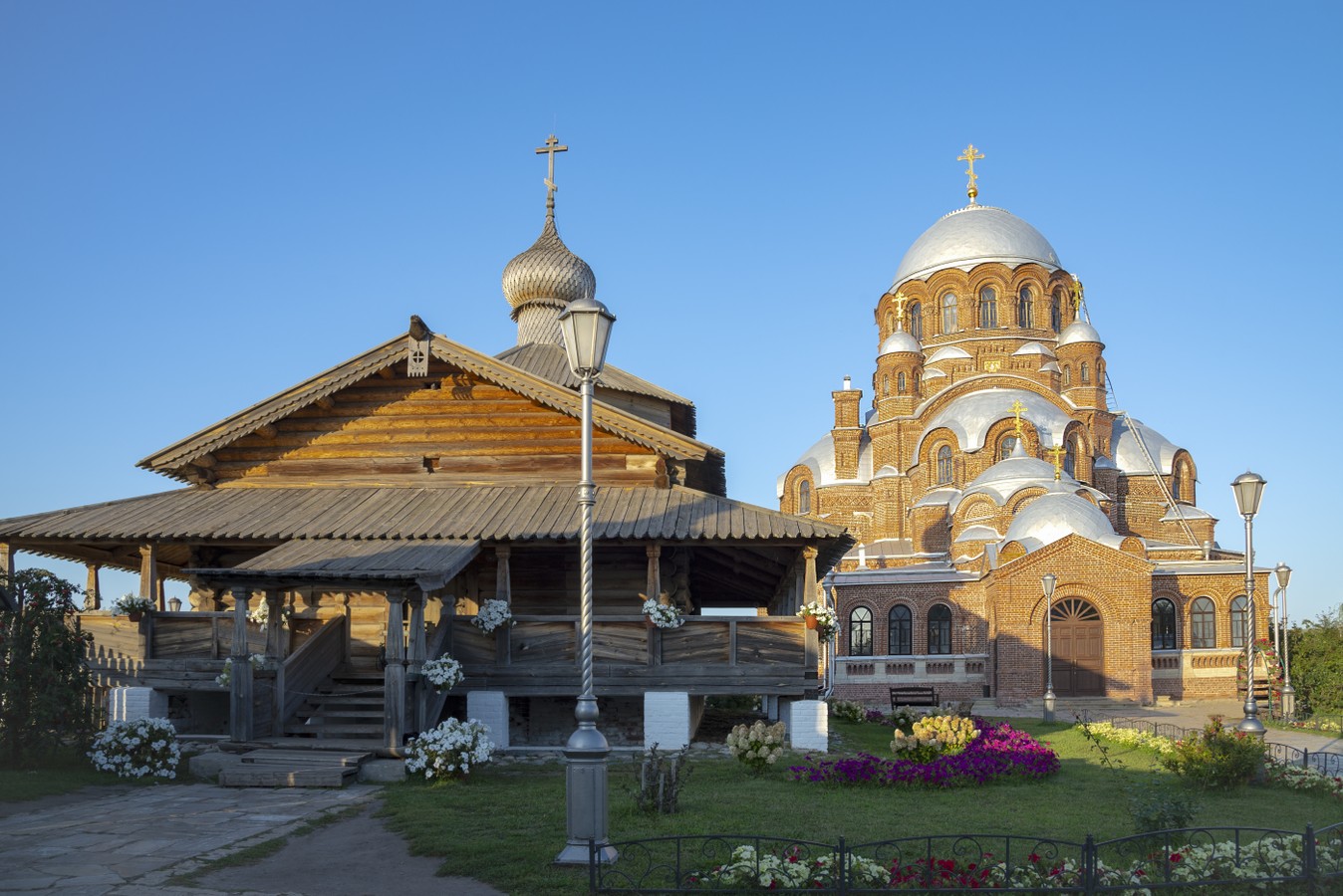 Из Казани — в Раифский монастырь и Свияжск
