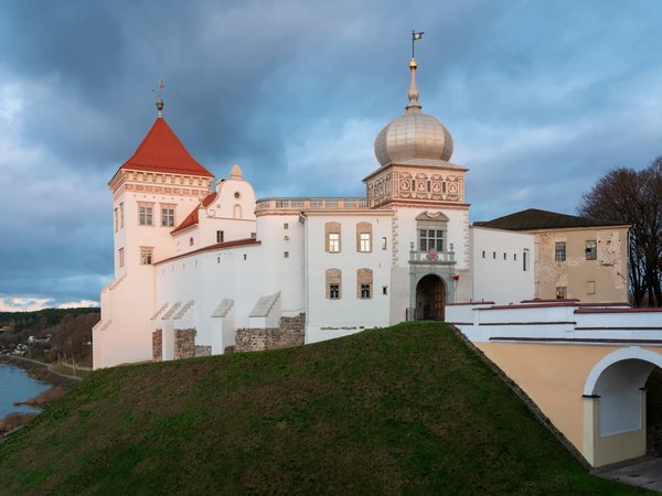 Гродненская кругосветка: большая автопешеходная экскурсия