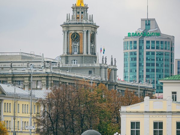 Обзорная экскурсия «Екатеринбург — изумрудный город» - фото 2