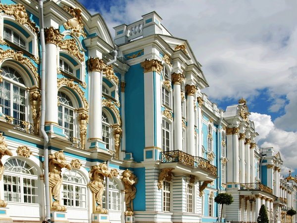 Екатерининский дворец и парк: погружение в роскошь царской резиденции - фото 1