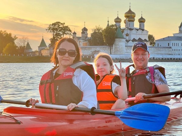 Прогулка на байдарках у Ипатьевского монастыря в Костроме (в группе) - фото 2