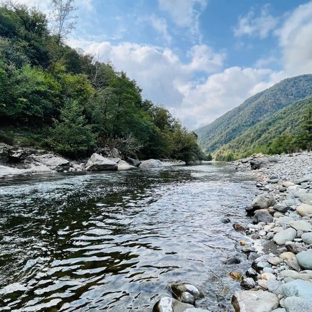 В гармонии с природой: экскурсия в нацпарк Мачахела