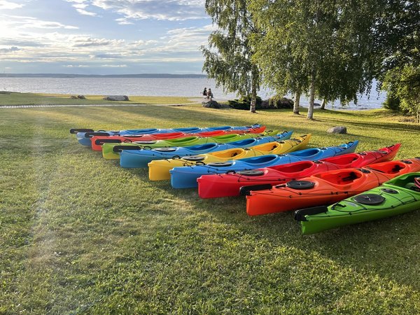 Прогулка на морских каяках вдоль набережной Петрозаводска (в группе) - фото 2