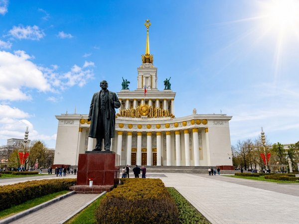 «ВДНХ. Советское наследие»: квест-прогулка в вашем смартфоне - фото 1
