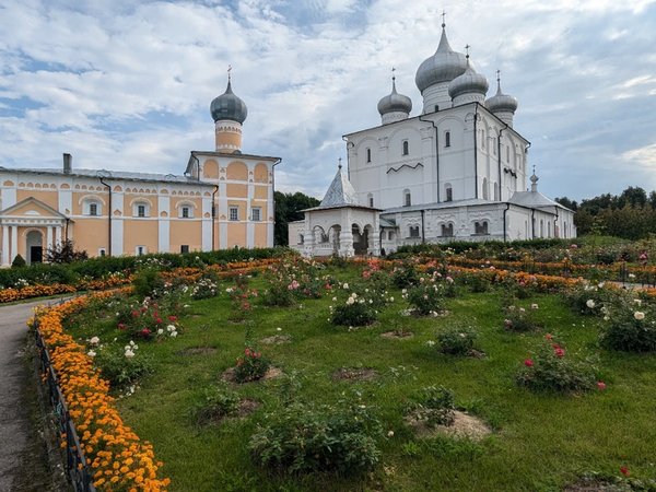 Из Петербурга — в Великий Новгород - фото 2