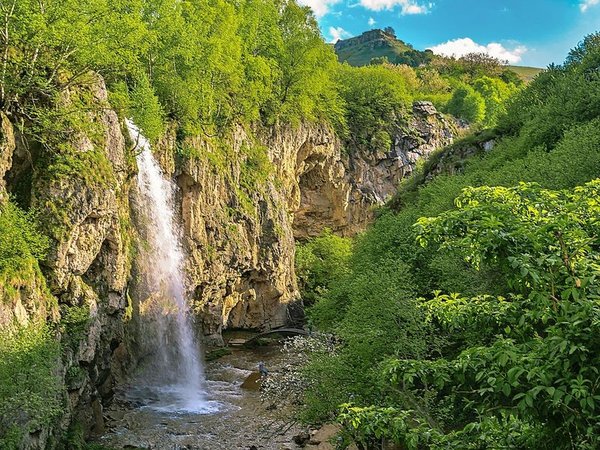 Медовые водопады, или Великолепная пятёрка и гора Кольцо - фото 2