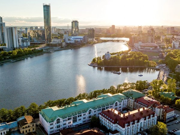 Знакомьтесь, Екатеринбург! - фото 1