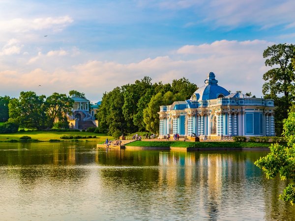 Из Петербурга — в роскошное Царское Село на минивэне - фото 1