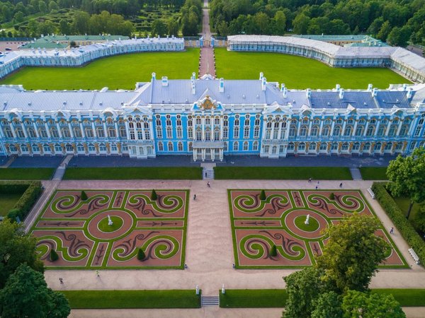 Из Петербурга — в роскошное Царское Село на минивэне - фото 3
