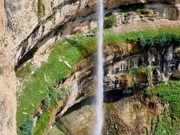 К плато Хунзах, водопадам Матлас и ущелью «Каменная чаша» — из Махачкалы - фото 3