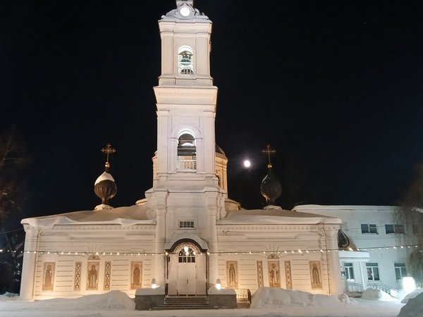 Ночная Таруса — от собора до парящих мостов