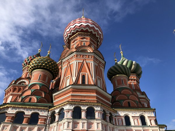 Вокруг Кремля: от Крещения Руси до Президента России - фото 1