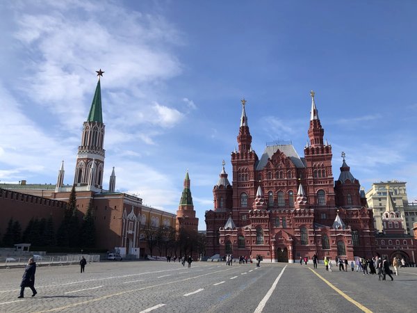 Вокруг Кремля: от Крещения Руси до Президента России - фото 2