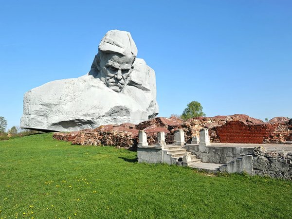 Брестская крепость и обзорная экскурсия по городу - фото 2
