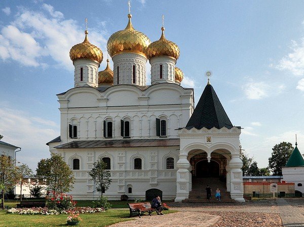 История России и дома Романовых. Обзорная экскурсия по Костроме - фото 3