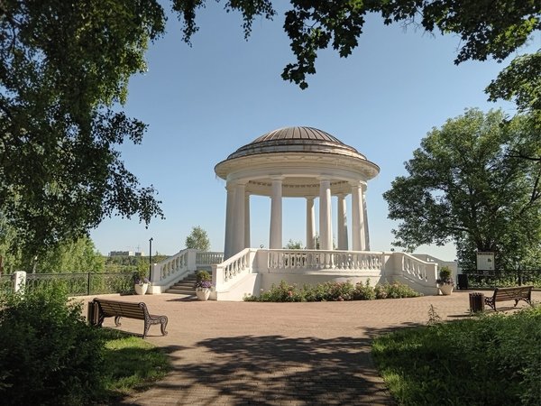В гости к трём грациям: прогулка по Кирову с посещением модного дома - фото 2