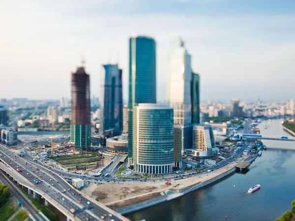Речная прогулка по центру Москвы от причала «Киевский» до парка «Зарядье» - фото 1