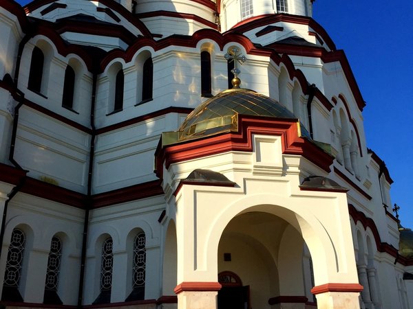 Из Гагры в Новый Афон — к древнему монастырю и легендарной пещере - фото 3