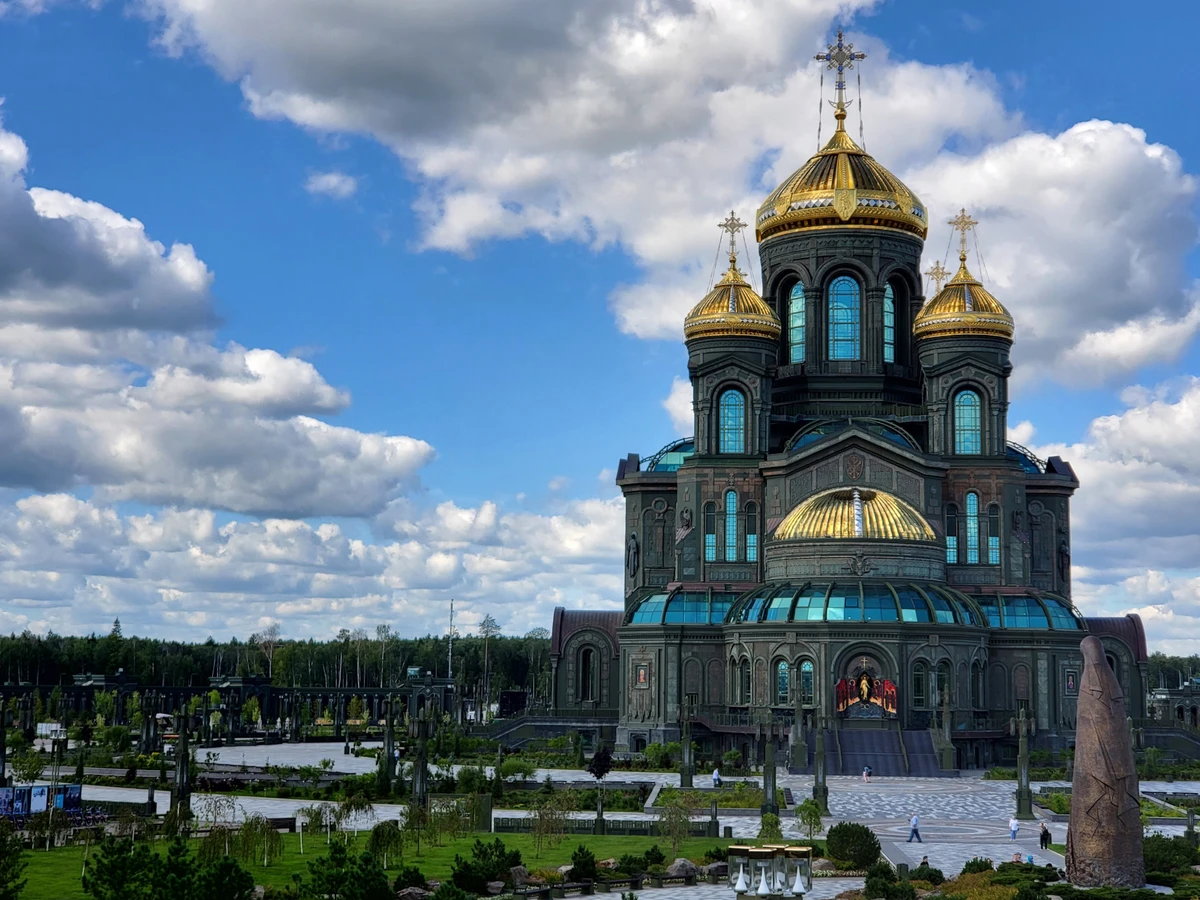 В парк «Патриот» на авто