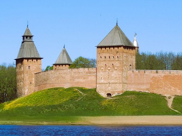 Экскурсия «История Великого Новгорода» (на катере с аудиогидом)