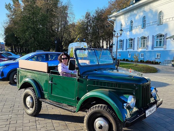 На ретровнедорожнике — по Костроме