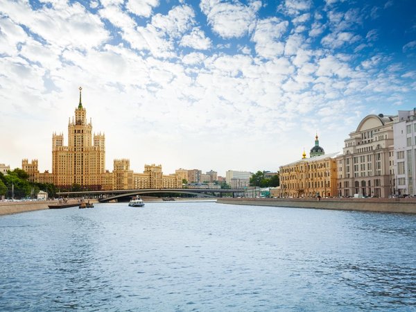 Кремлёвская обзорная прогулка по центру Москвы от парка «Зарядье» - фото 1